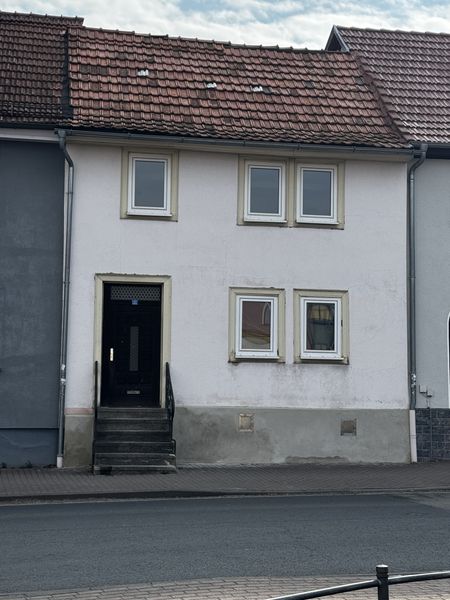Platz für neue Ideen: Reihenmittelhaus in Bad Salzungen
